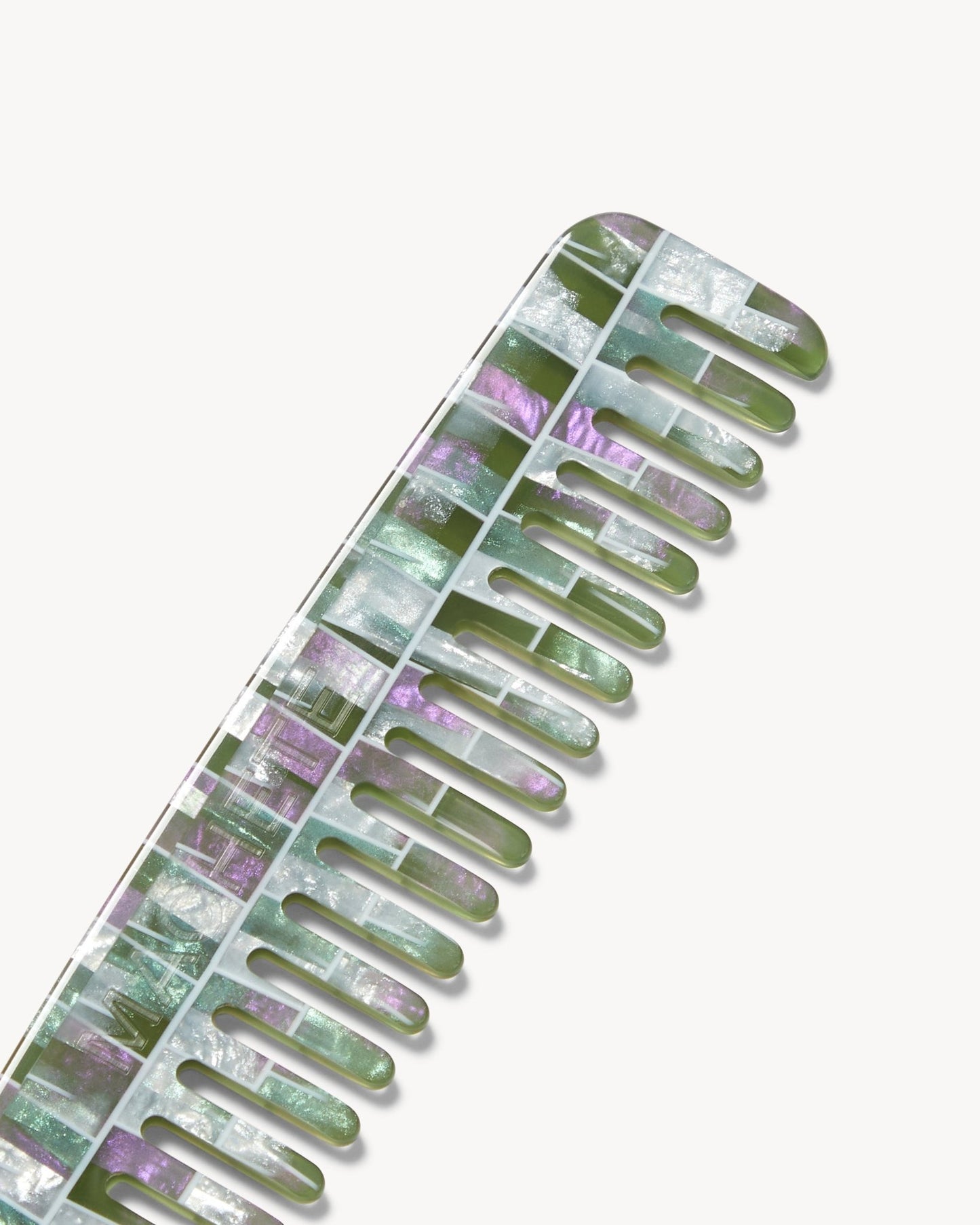 No. 3 Comb in Vert Shell Checker - MACHETE