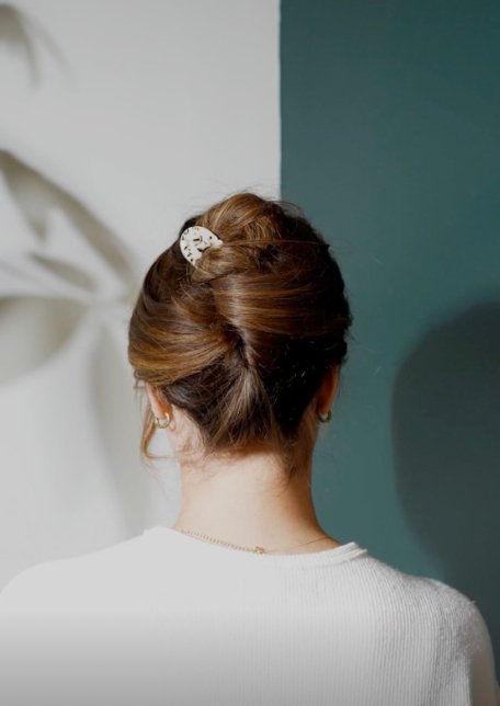 3 Ways To Use A French Hair Pin - MACHETE