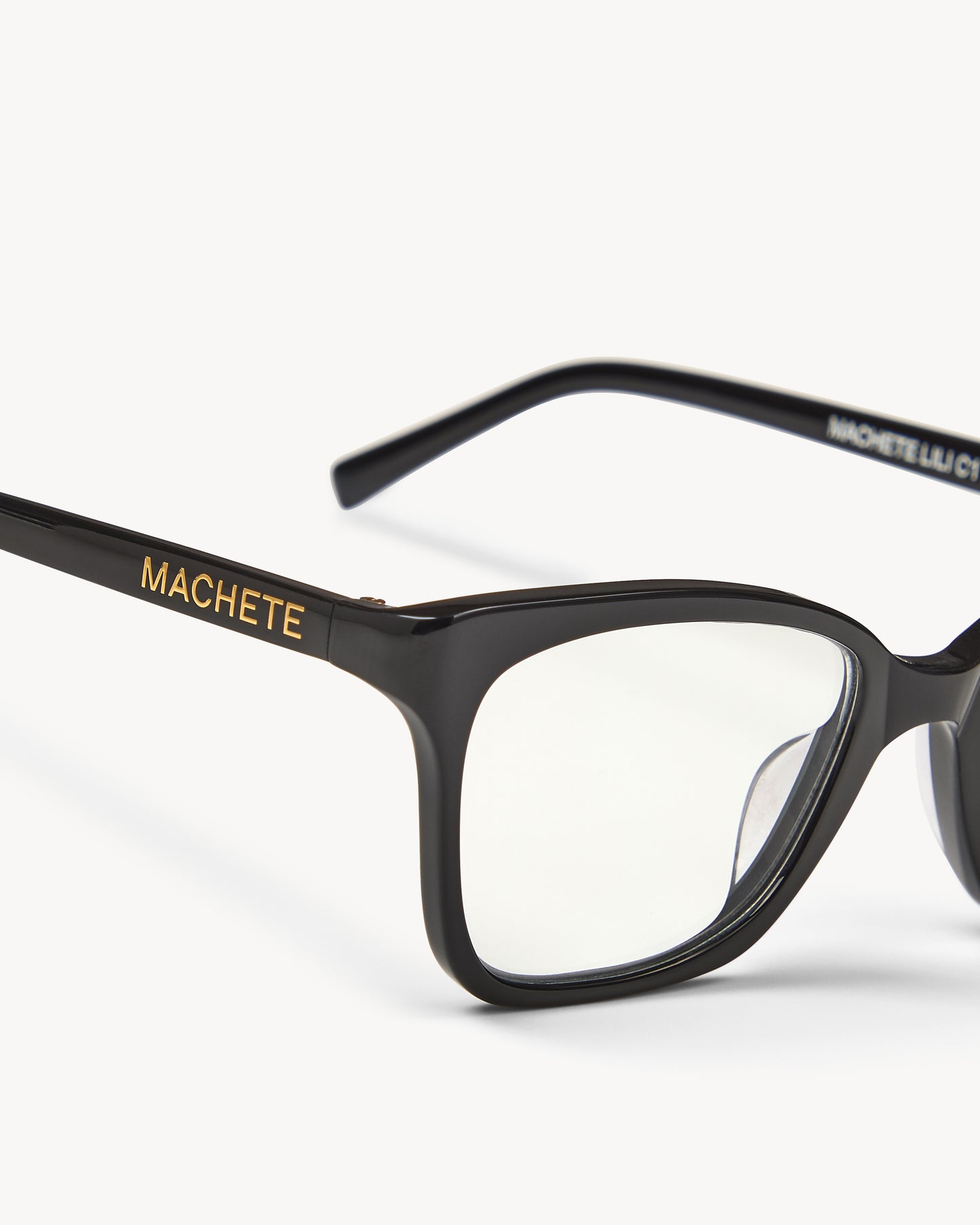 Lili Glasses in Black
