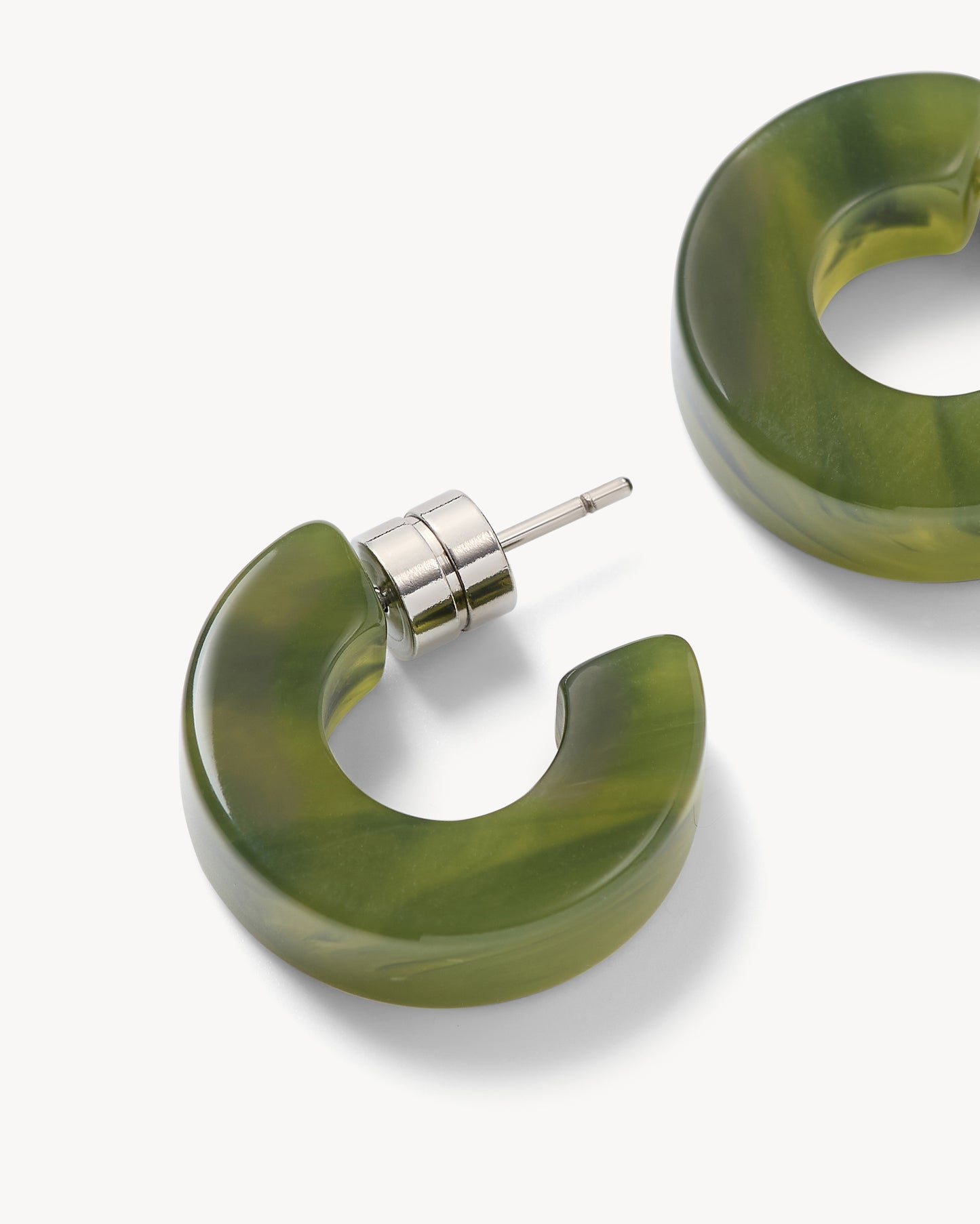 Muse Hoops in Algae