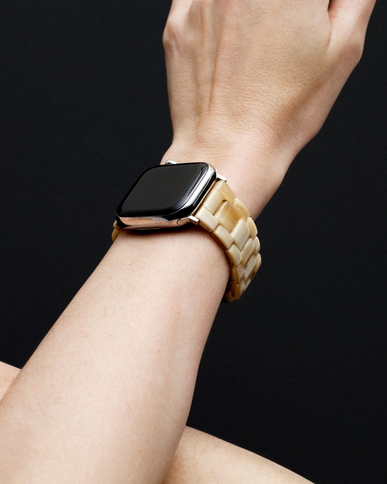 Apple Watch Band in Apricot Shell Checker - MACHETE
