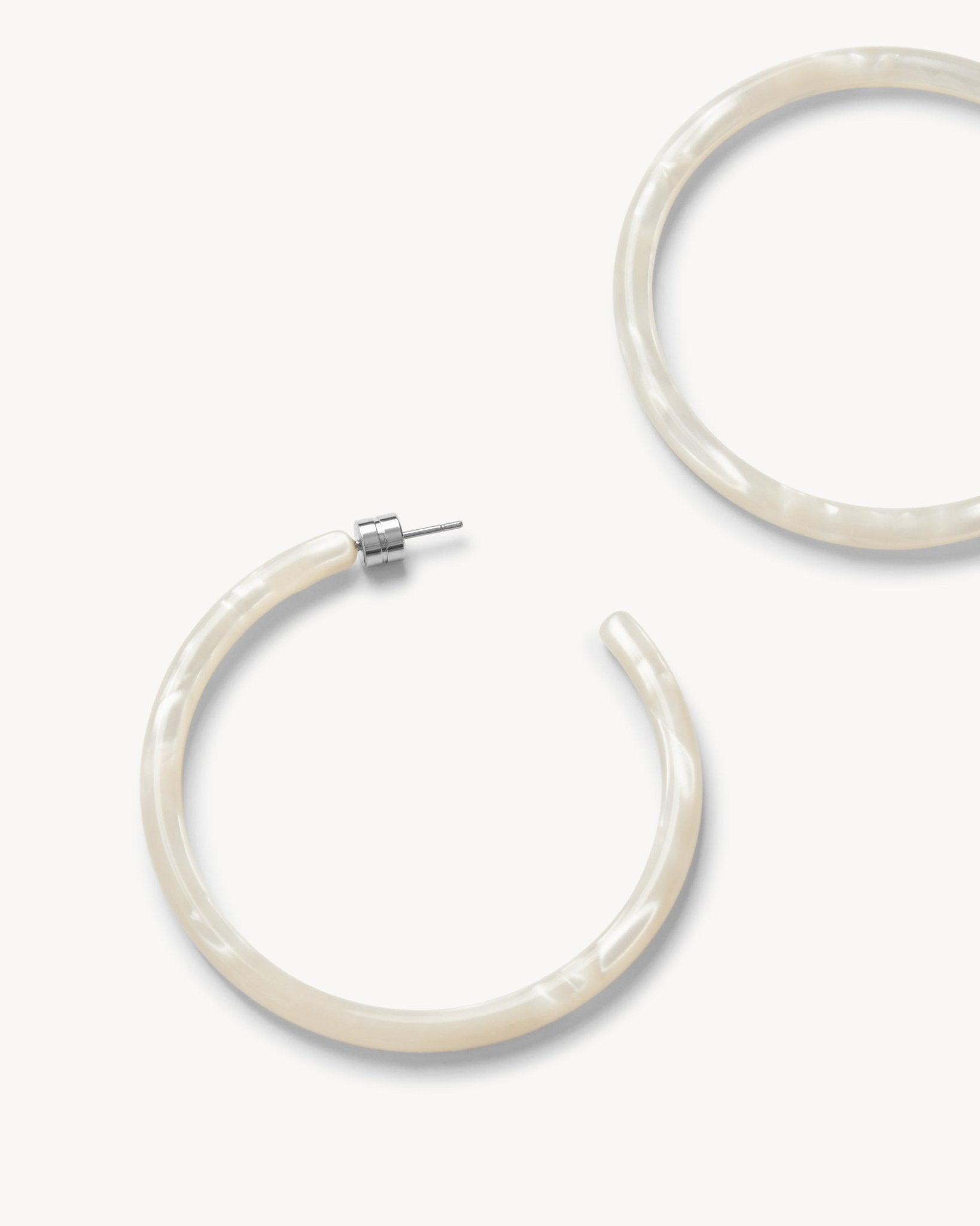 Large Hoops in White Shell - MACHETE