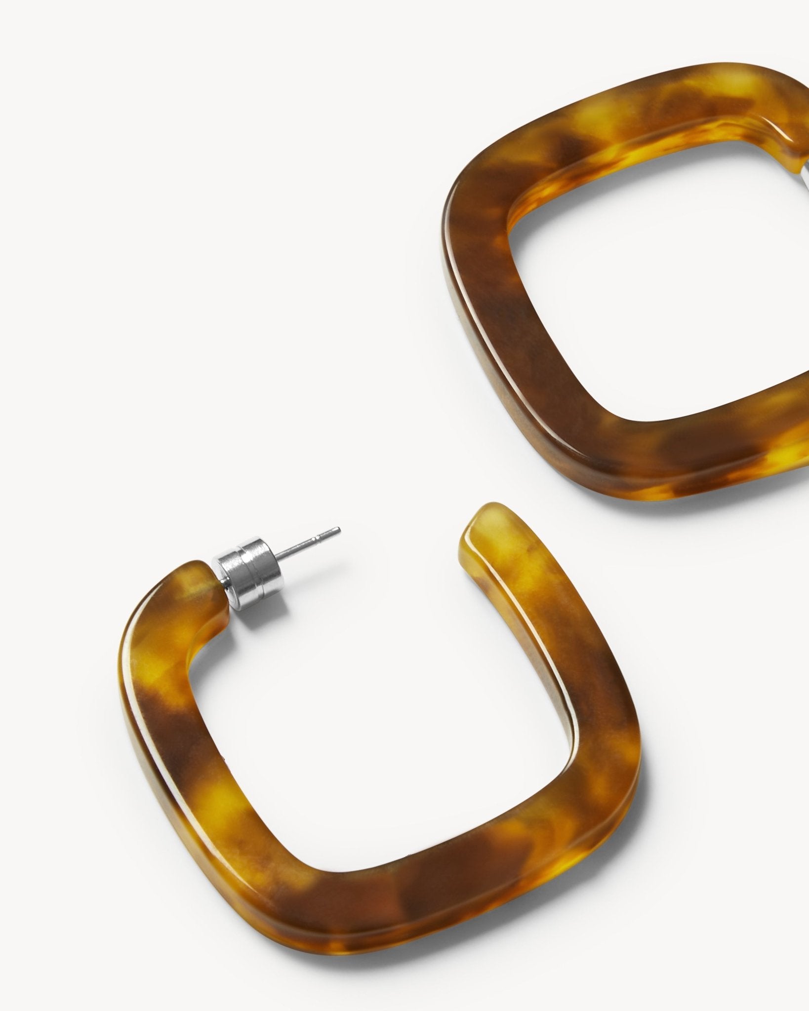 Midi Square Hoops in Modern Walnut - MACHETE