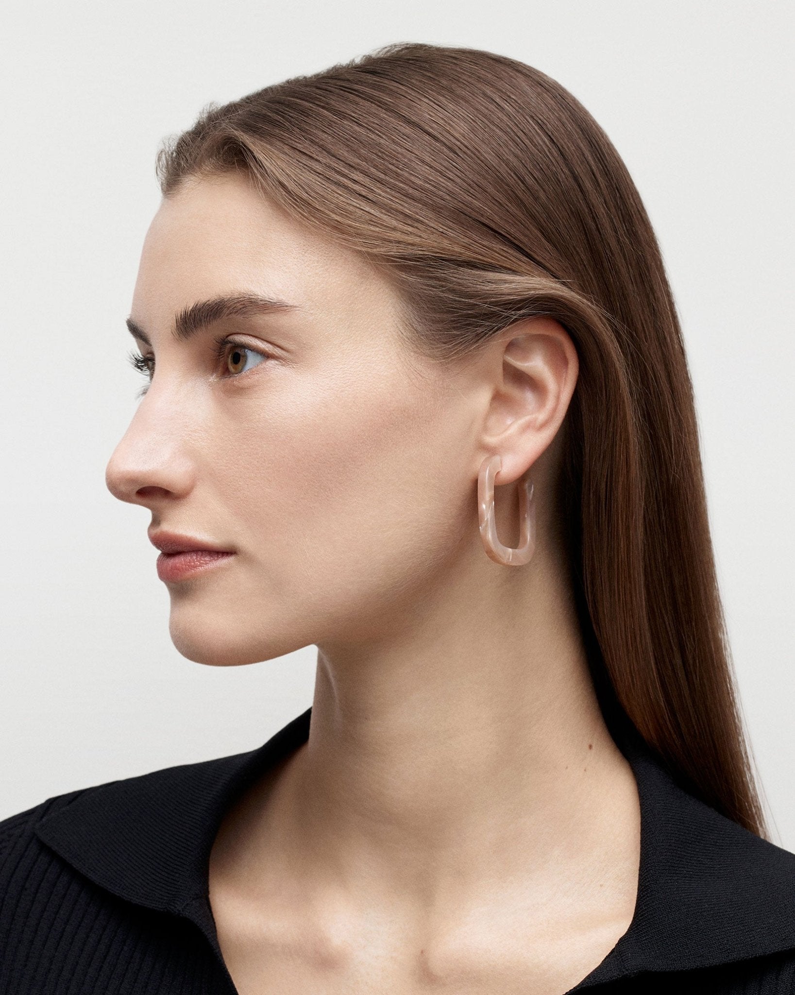 Midi Square Hoops in Sand Shell - MACHETE