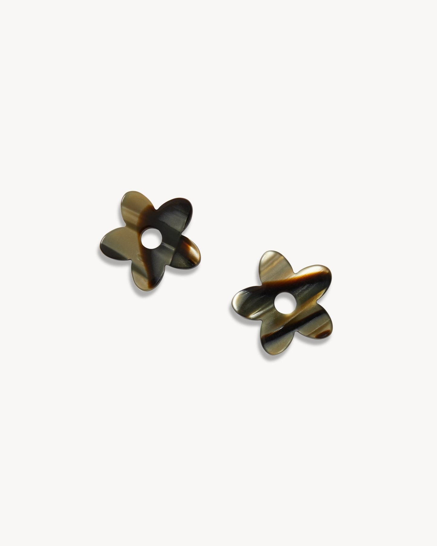 Petite Flower Charms in Midnight Horn - MACHETE
