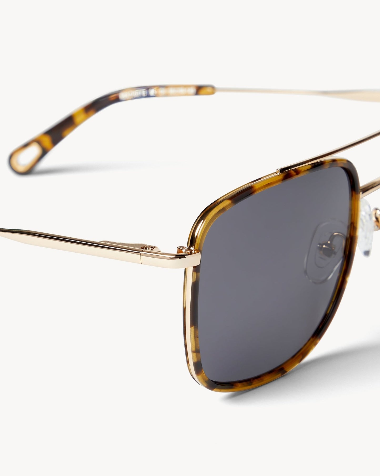 Amelia Sunglasses in Classic Tortoise - MACHETE