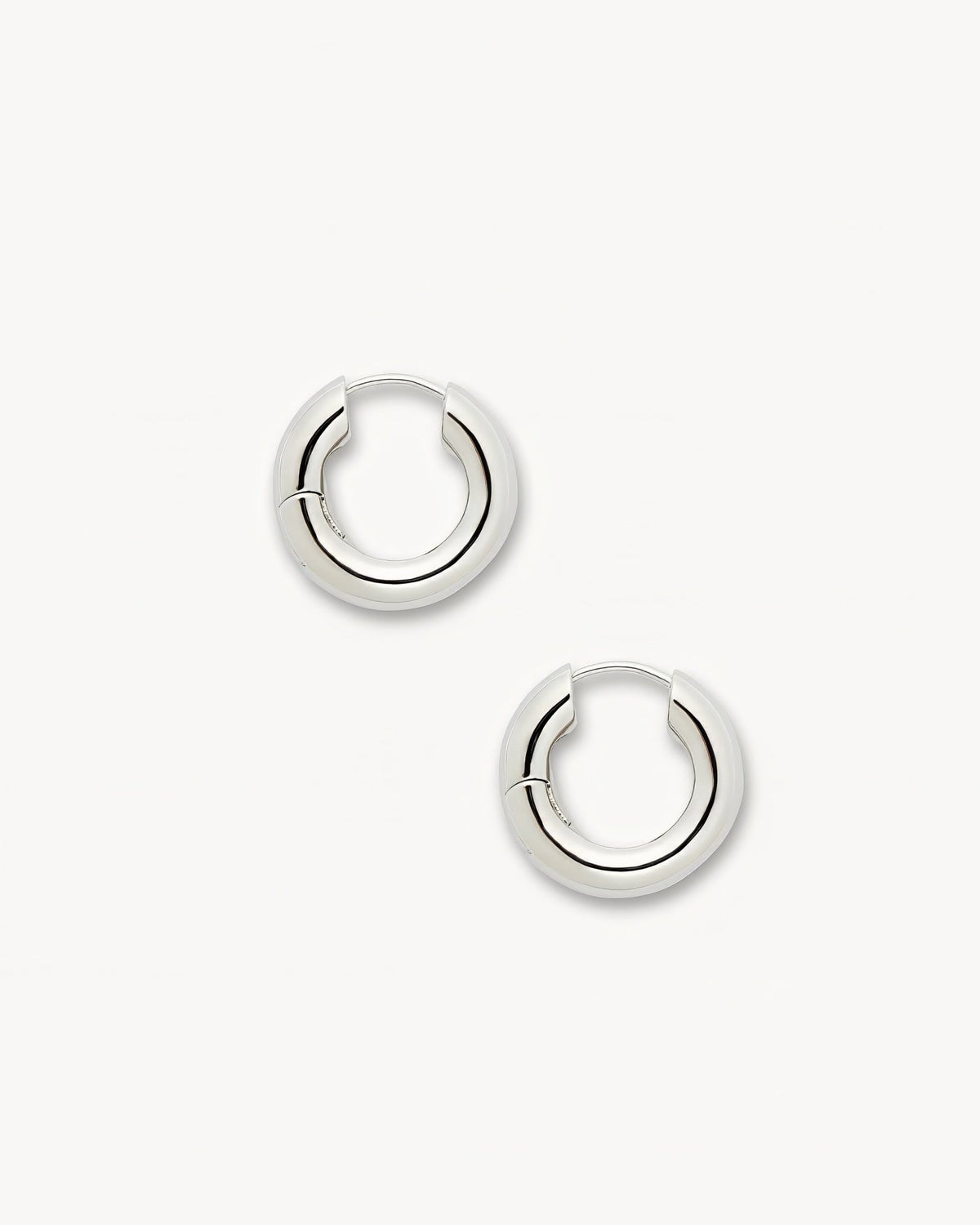 Baby Chunky Hoops in Silver - MACHETE