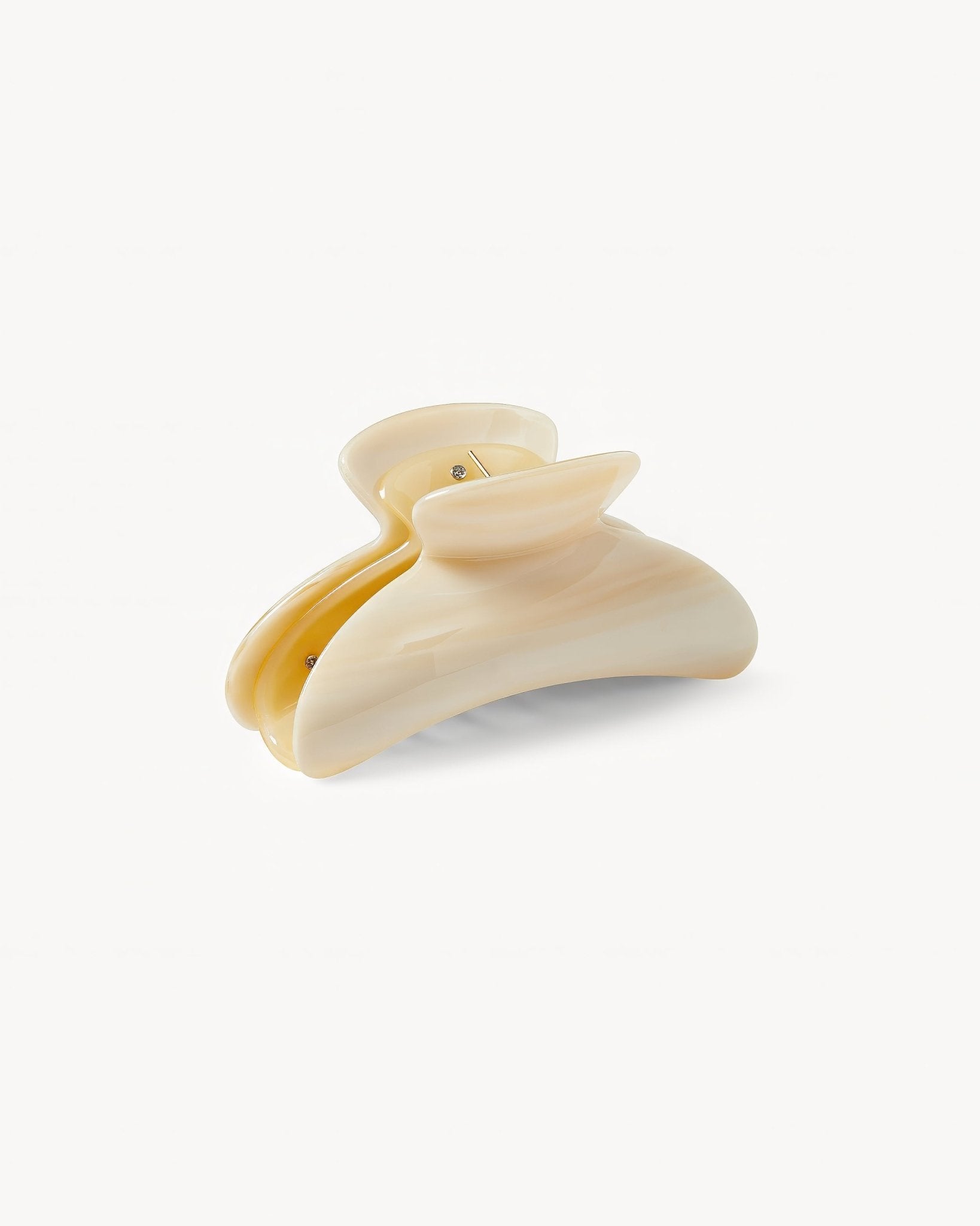 Grande Heirloom Hair Claw in Alabaster