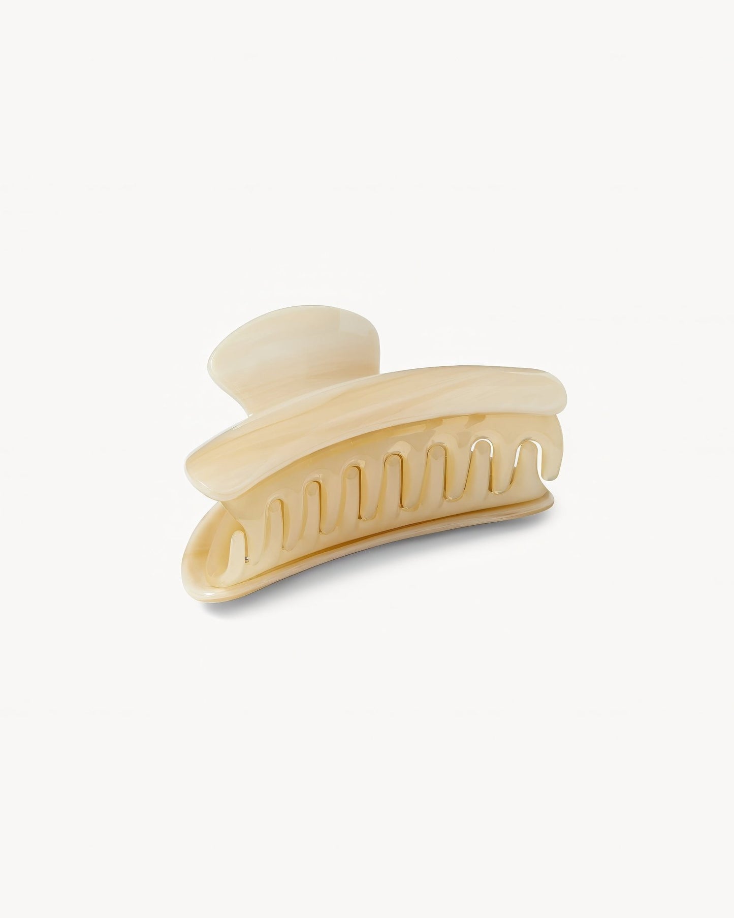 Grande Heirloom Hair Claw in Alabaster
