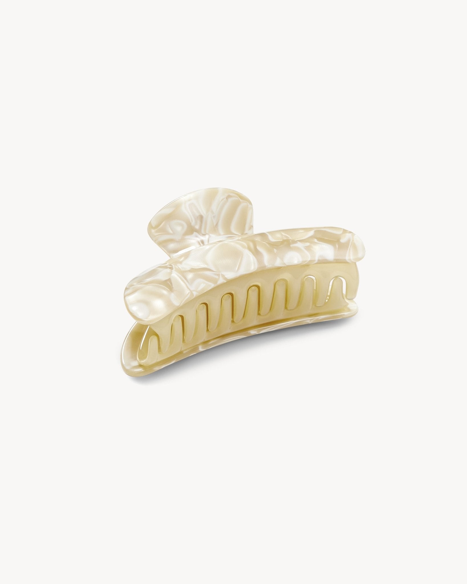 Grande Heirloom Claw in Ivory - MACHETE
