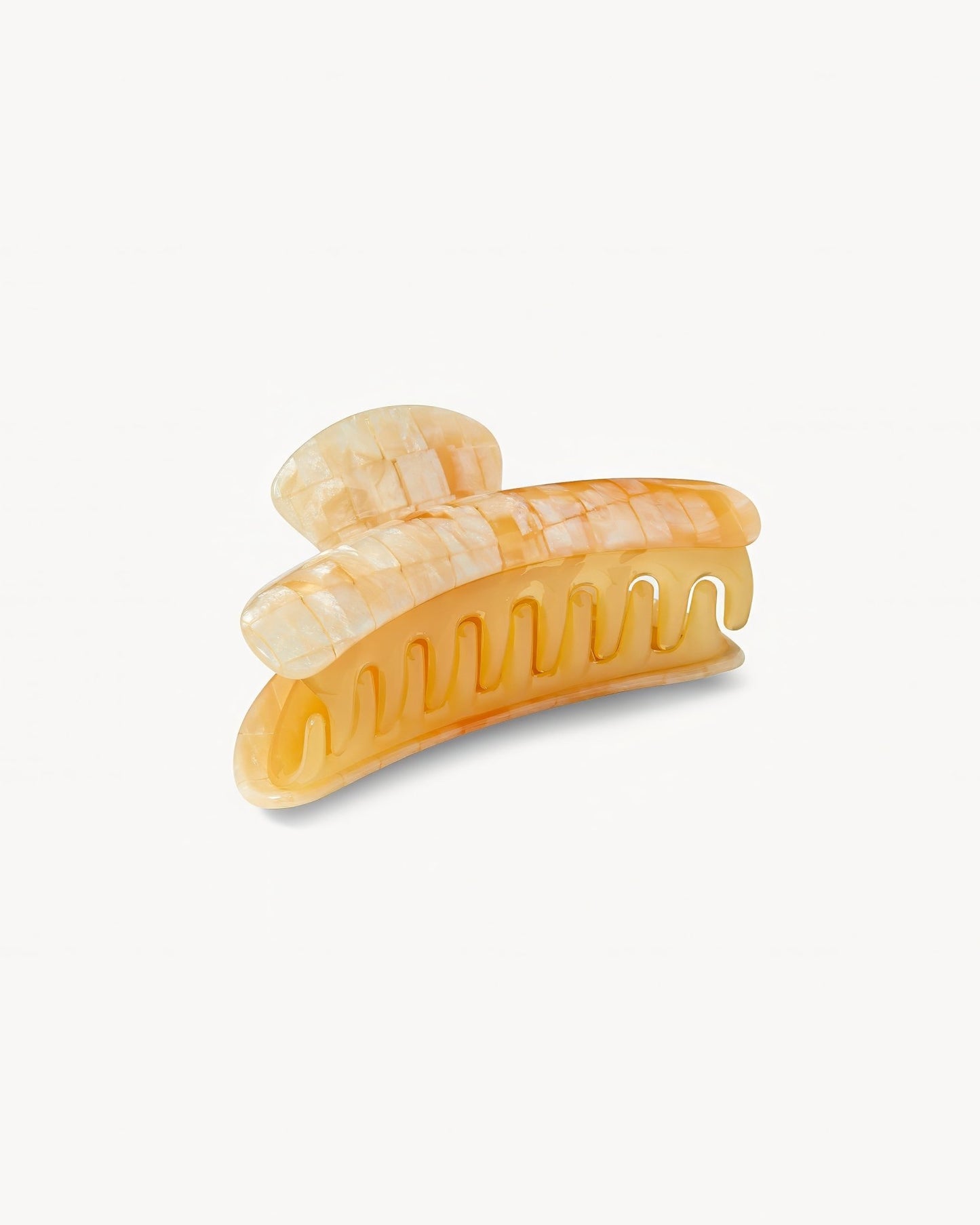 Grande Heirloom Hair Claw in Sea Shell Checker