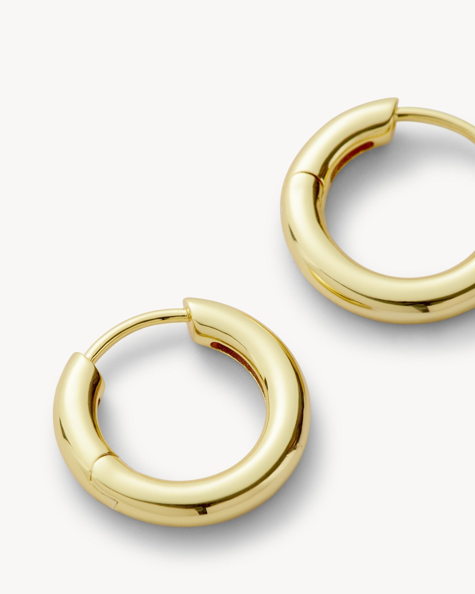 Hinge Hoops in Gold
