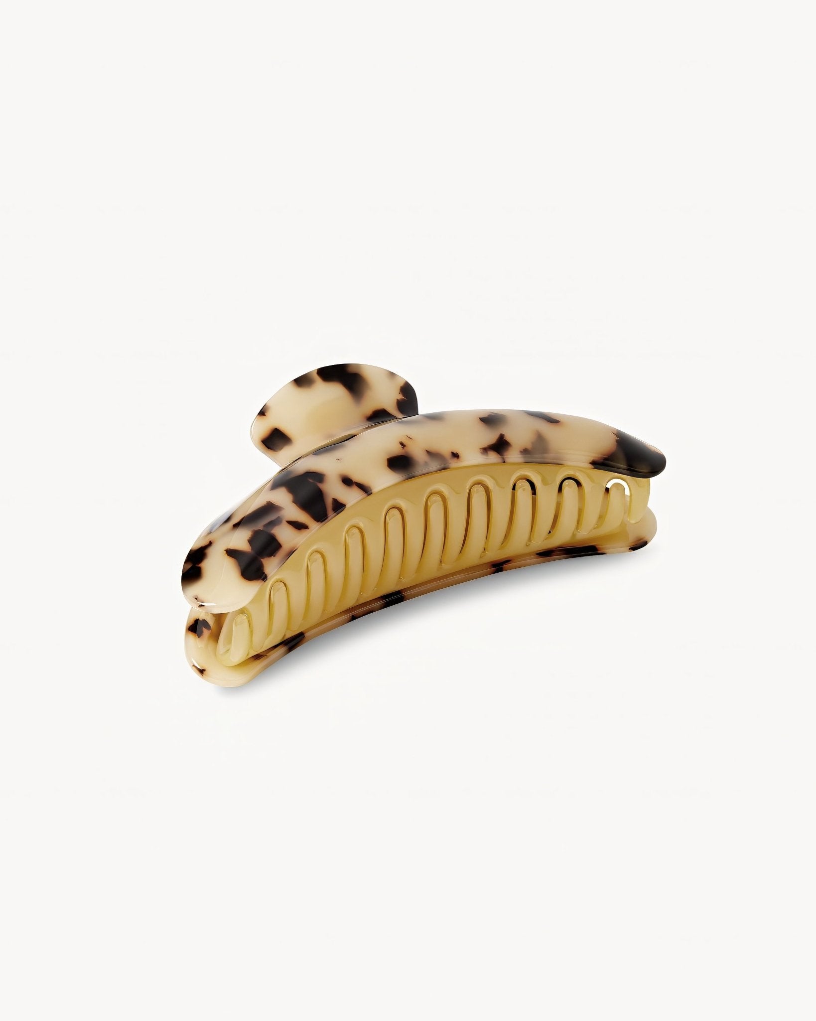 Jumbo Heirloom Hair Claw in Blonde Tortoise