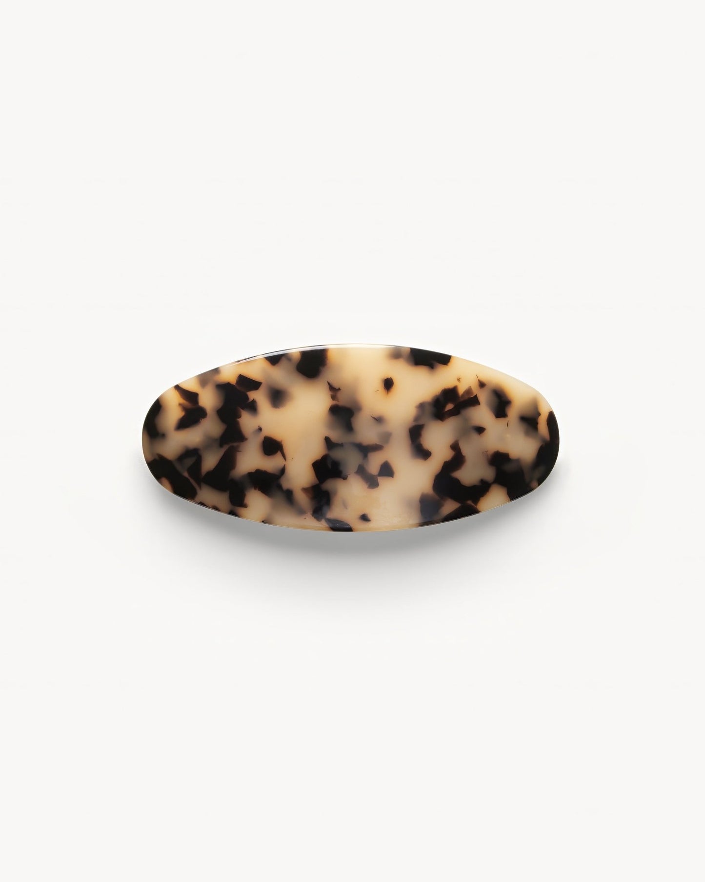 Jumbo Oval Clip in Blonde Tortoise