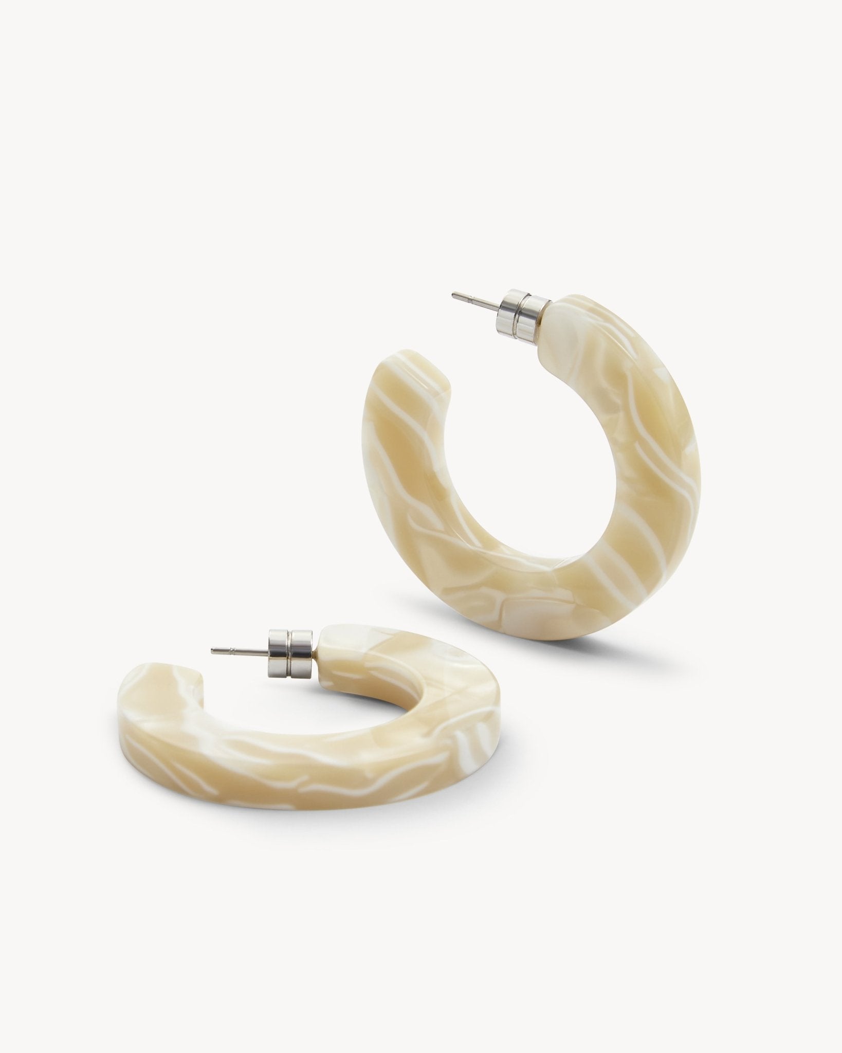 Kate Hoops in Ivory - MACHETE