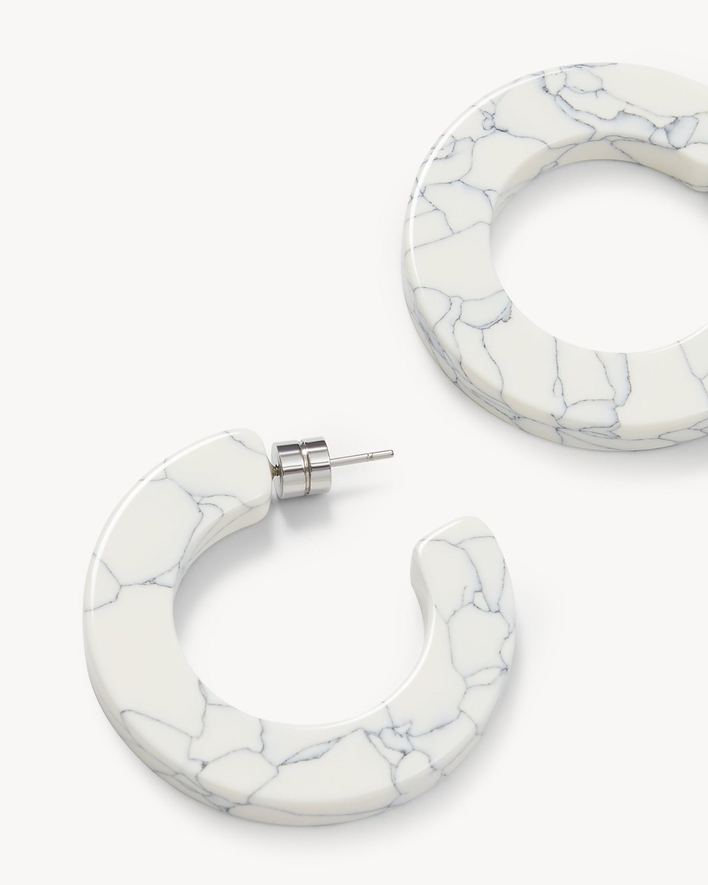 Kate Hoops in Marble - MACHETE