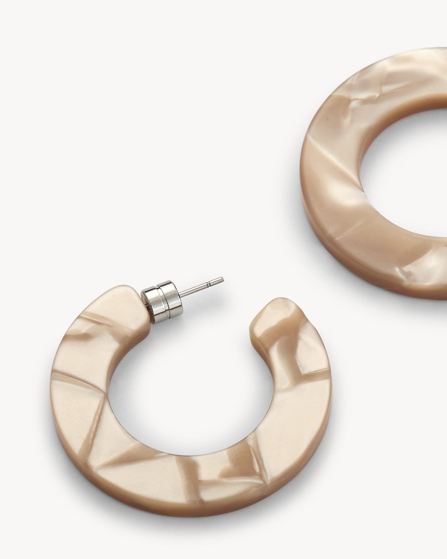 Kate Hoops in Sand Shell - MACHETE