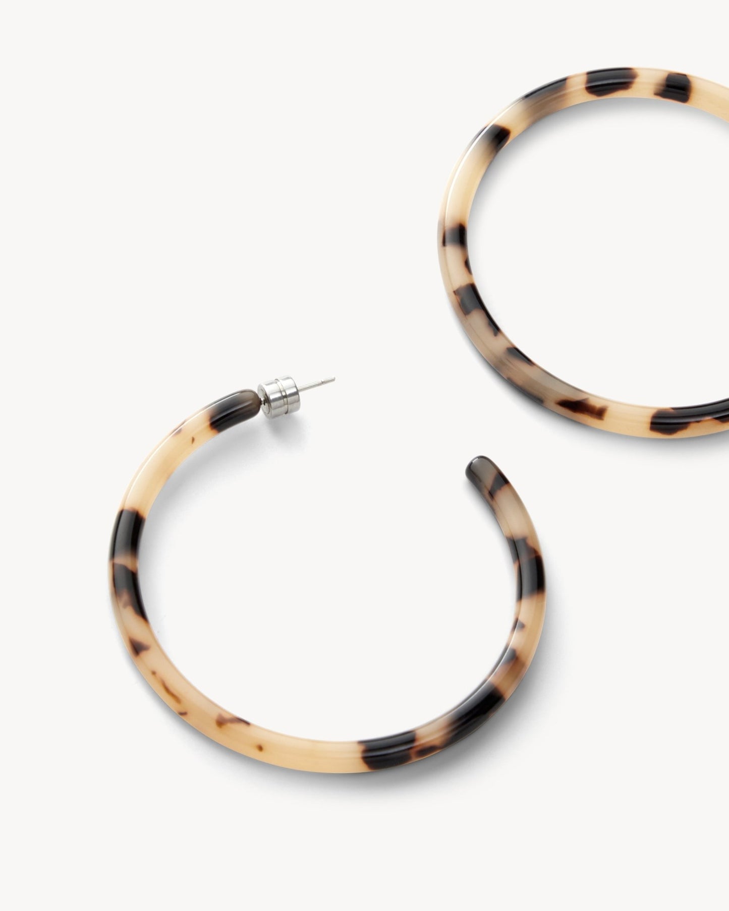 Large Hoops in Blonde Tortoise - MACHETE