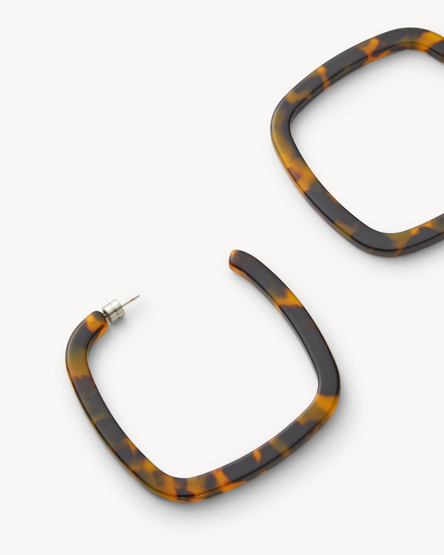 Large Square Hoops in Classic Tortoise - MACHETE