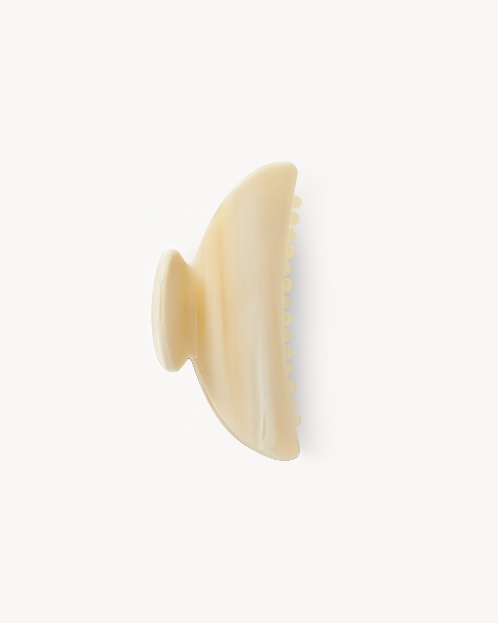 Midi Heirloom Hair Claw in Alabaster