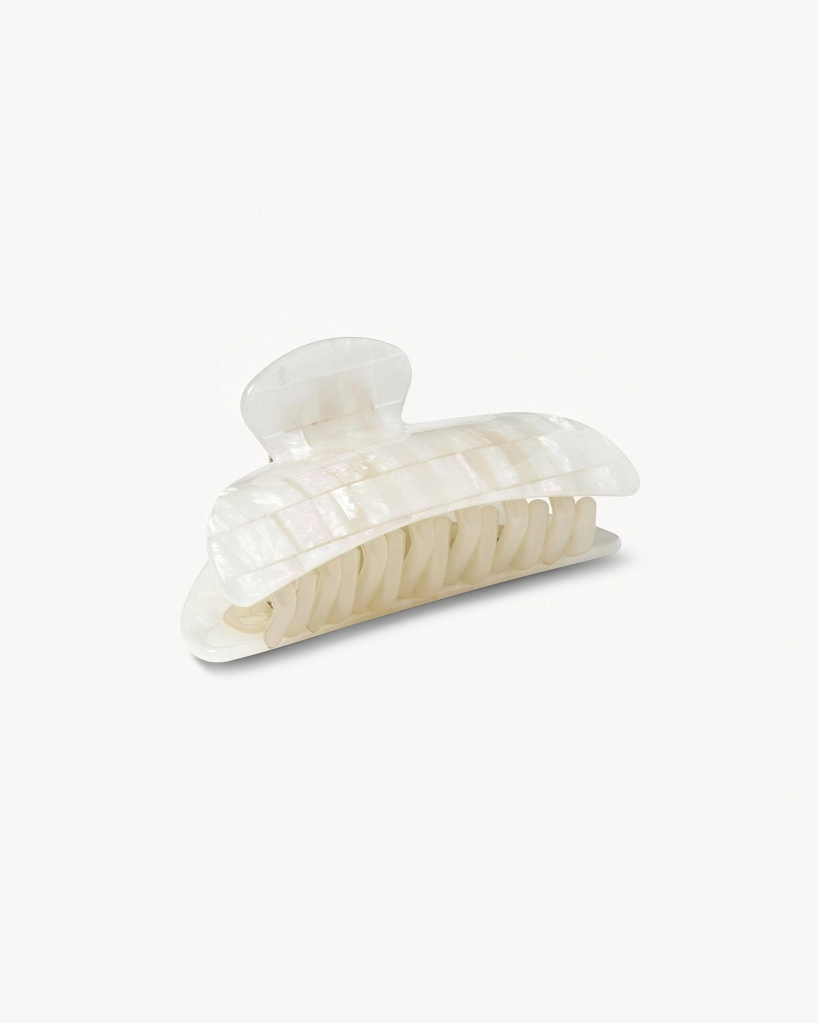 Midi Heirloom Hair Claw in Opalite Shell Checker