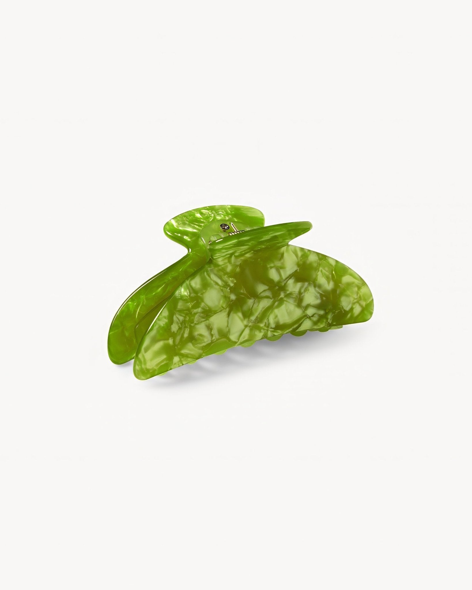 Midi Heirloom Hair Claw in Pistachio