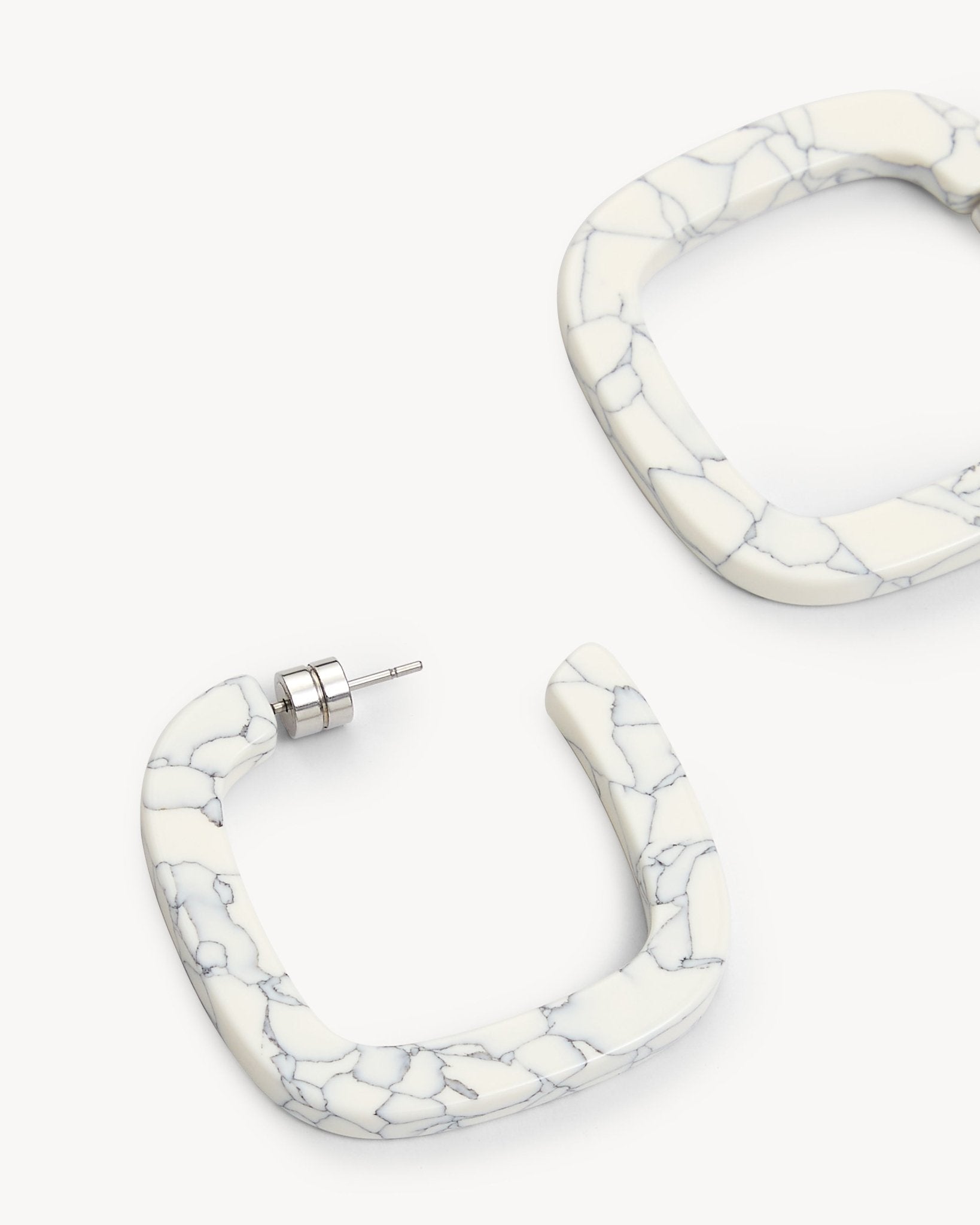 Midi Square Hoops in Marble - MACHETE