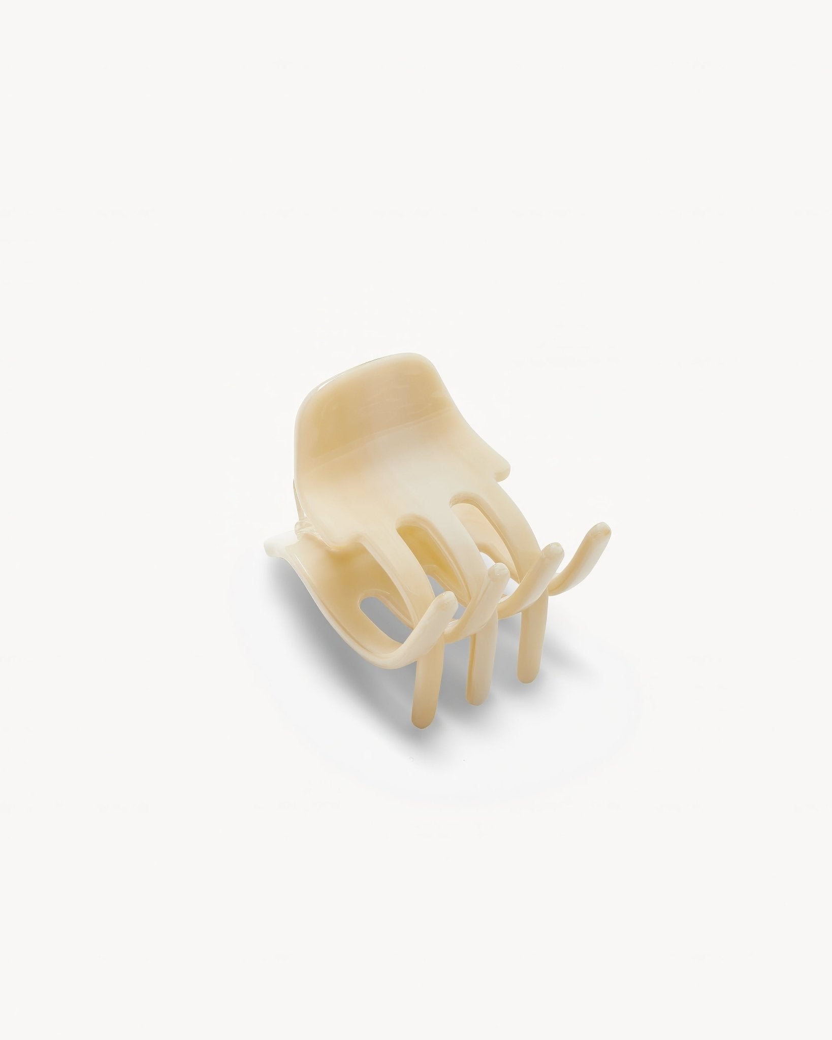 Mini Claw Clip in Alabaster