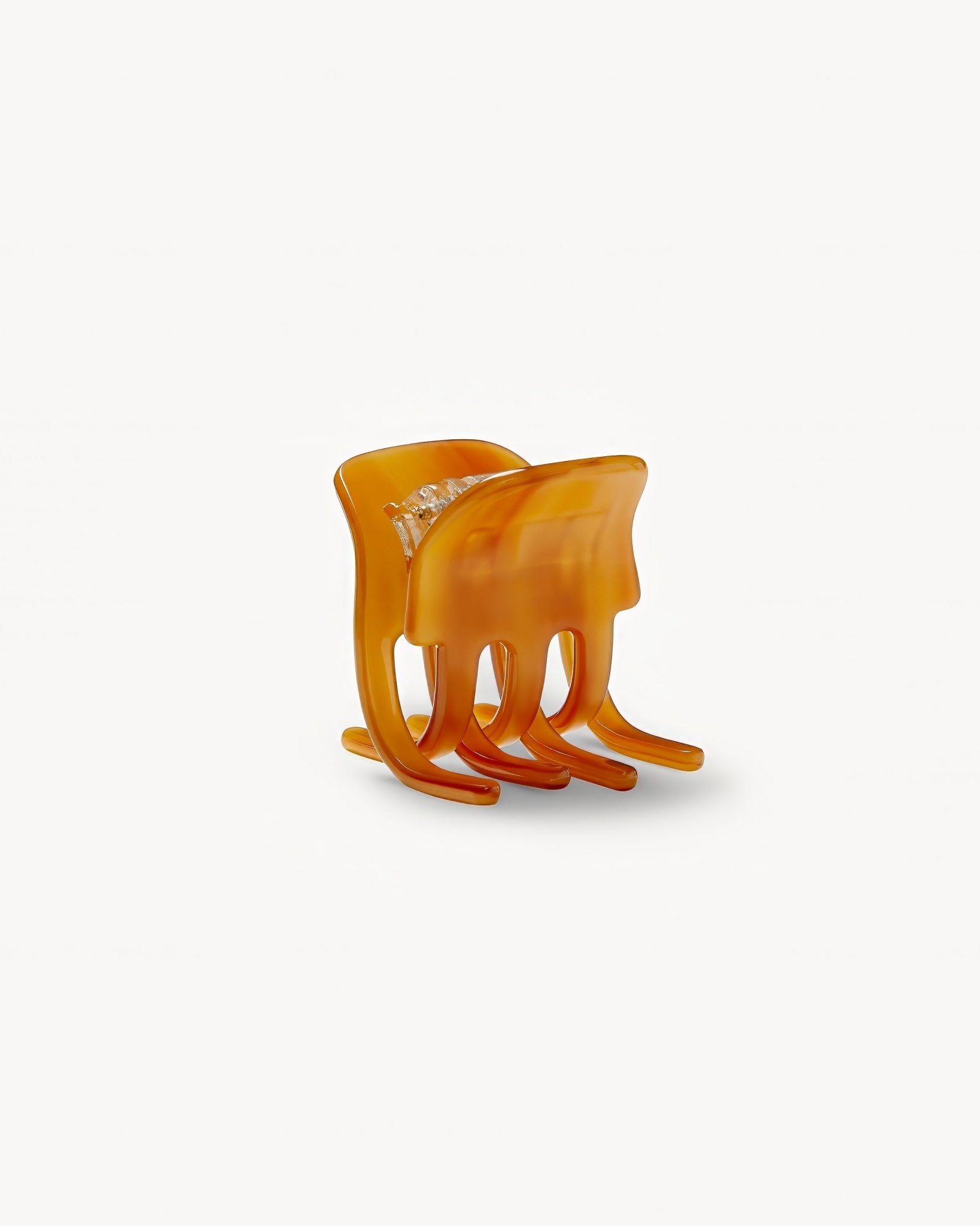 Mini Claw Clip in Cognac