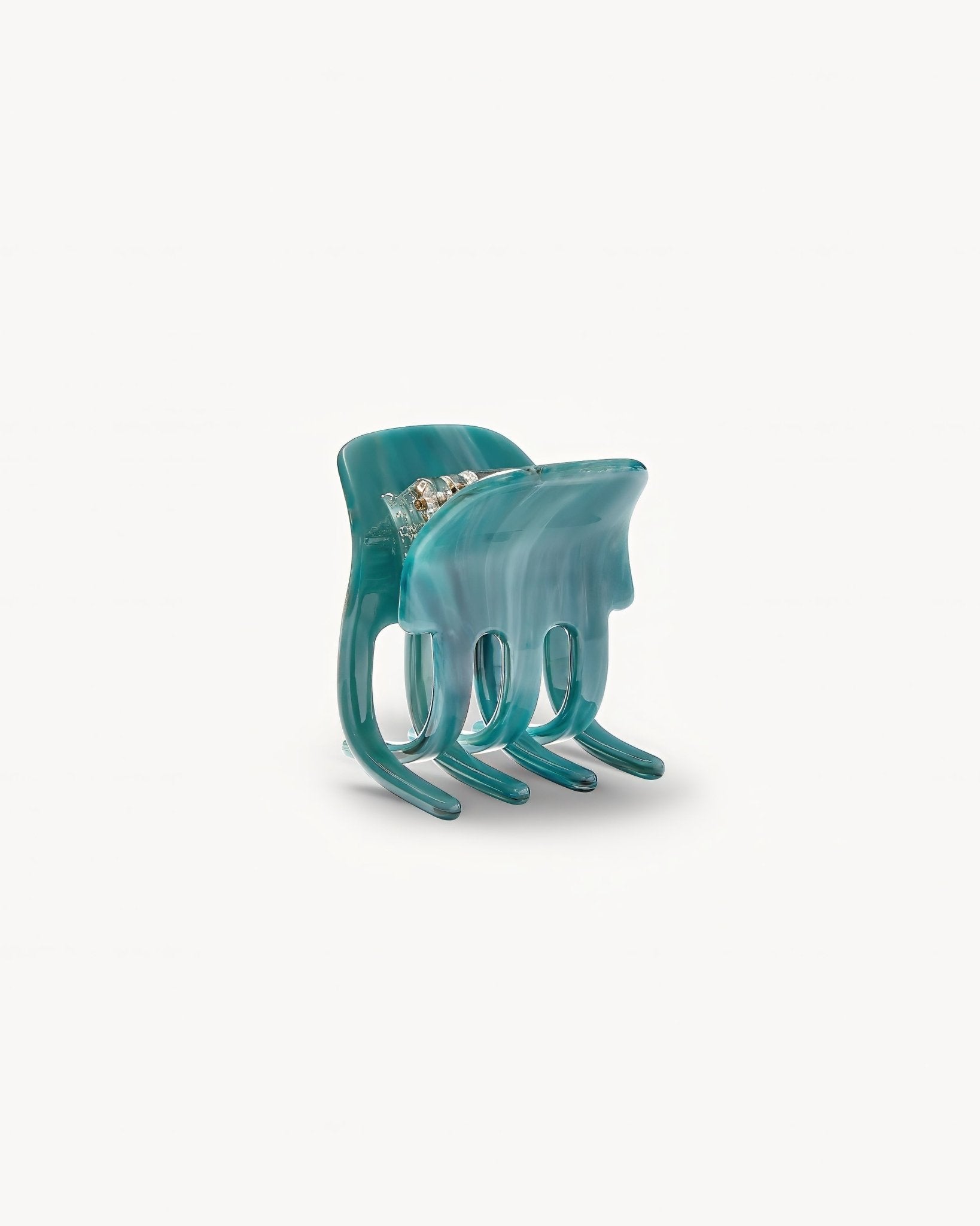 Mini Claw Clip in Jadeite