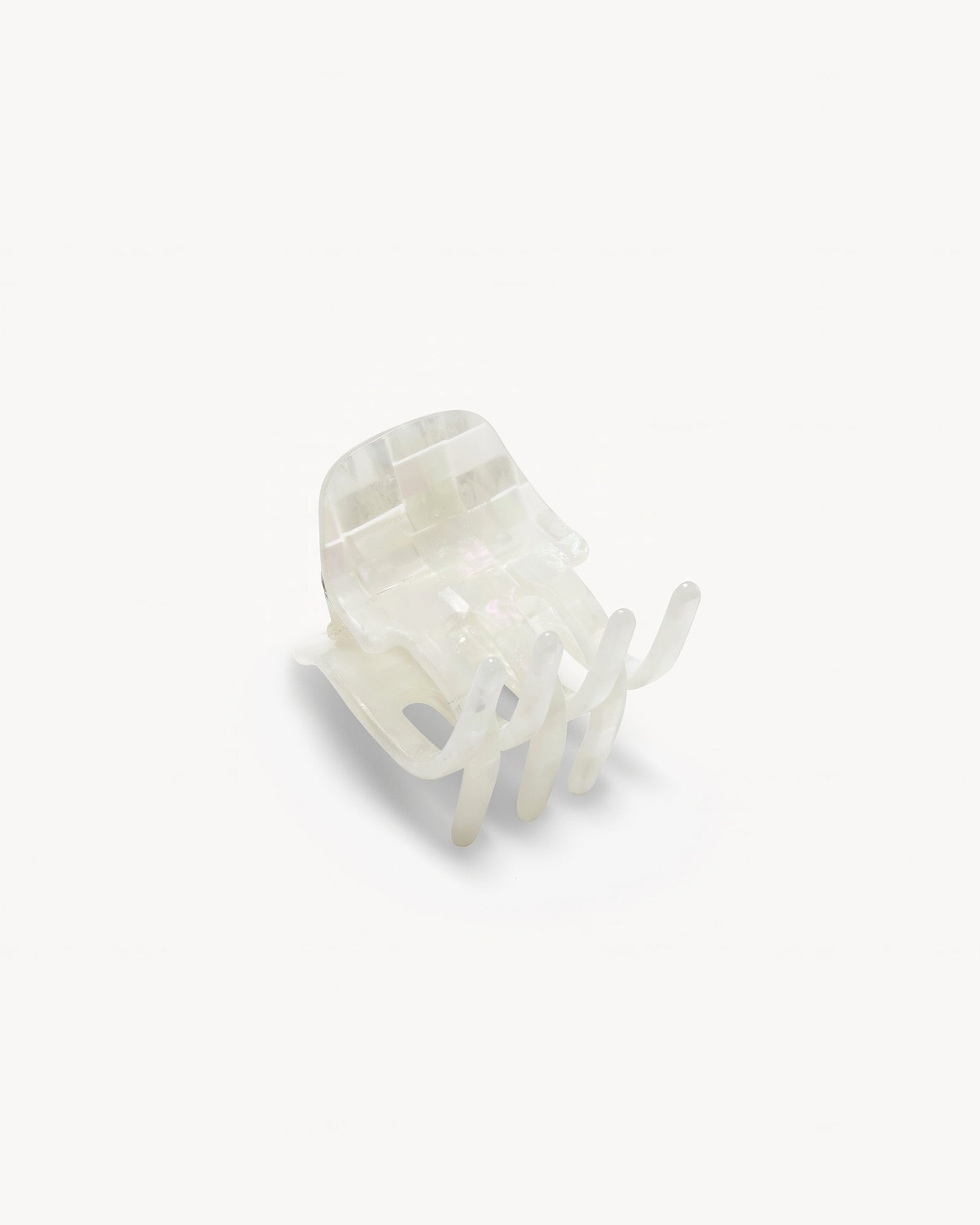 Mini Claw Clip in Opalite Shell Checker