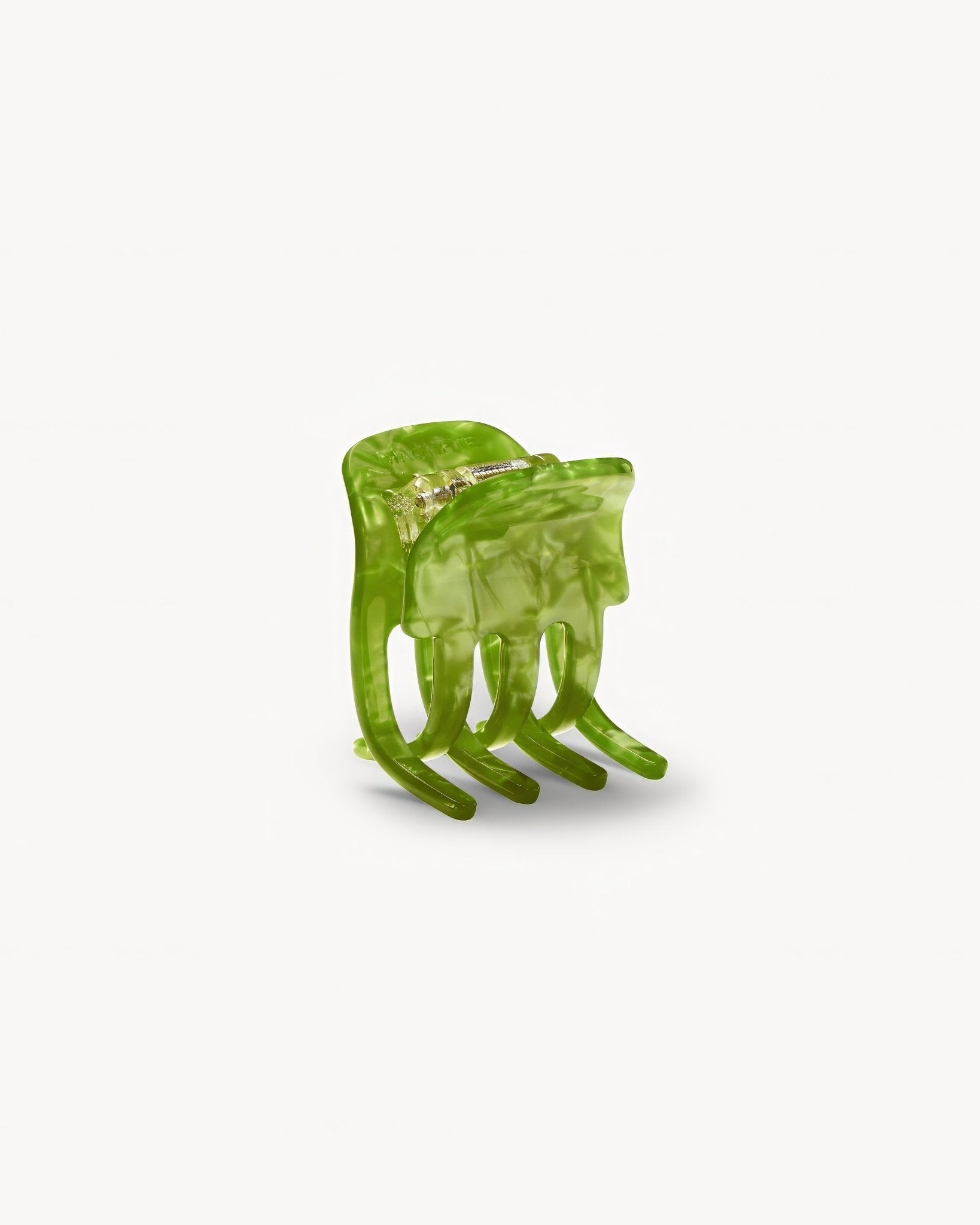 Mini Claw Clip in Pistachio