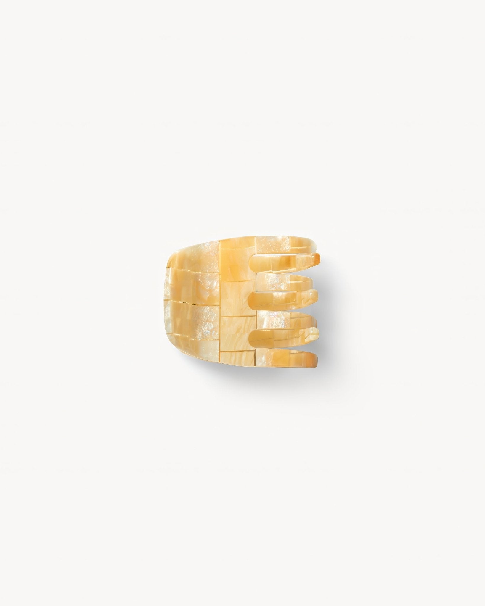 Mini Claw Clip in Sea Shell Checker