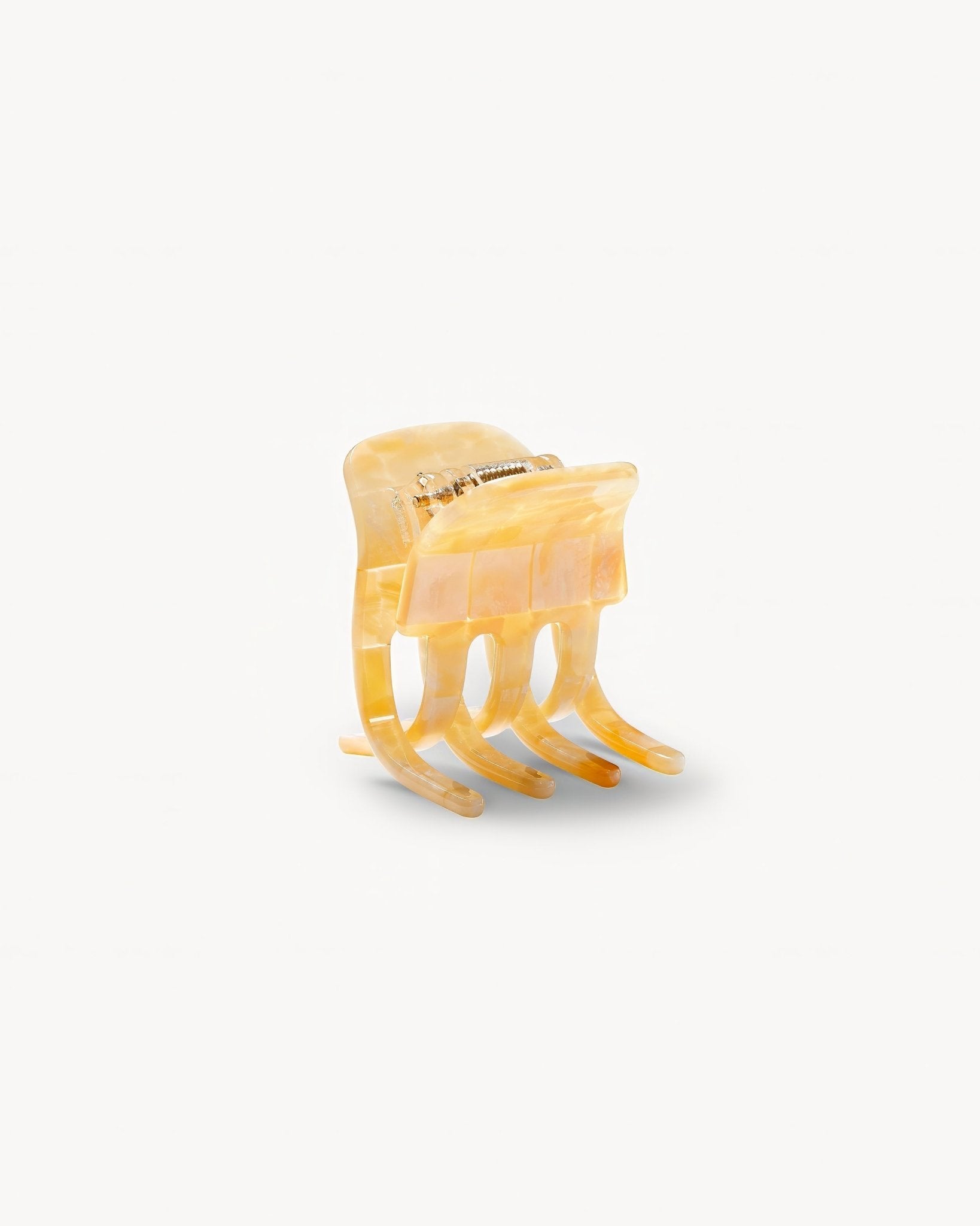 Mini Claw Clip in Sea Shell Checker