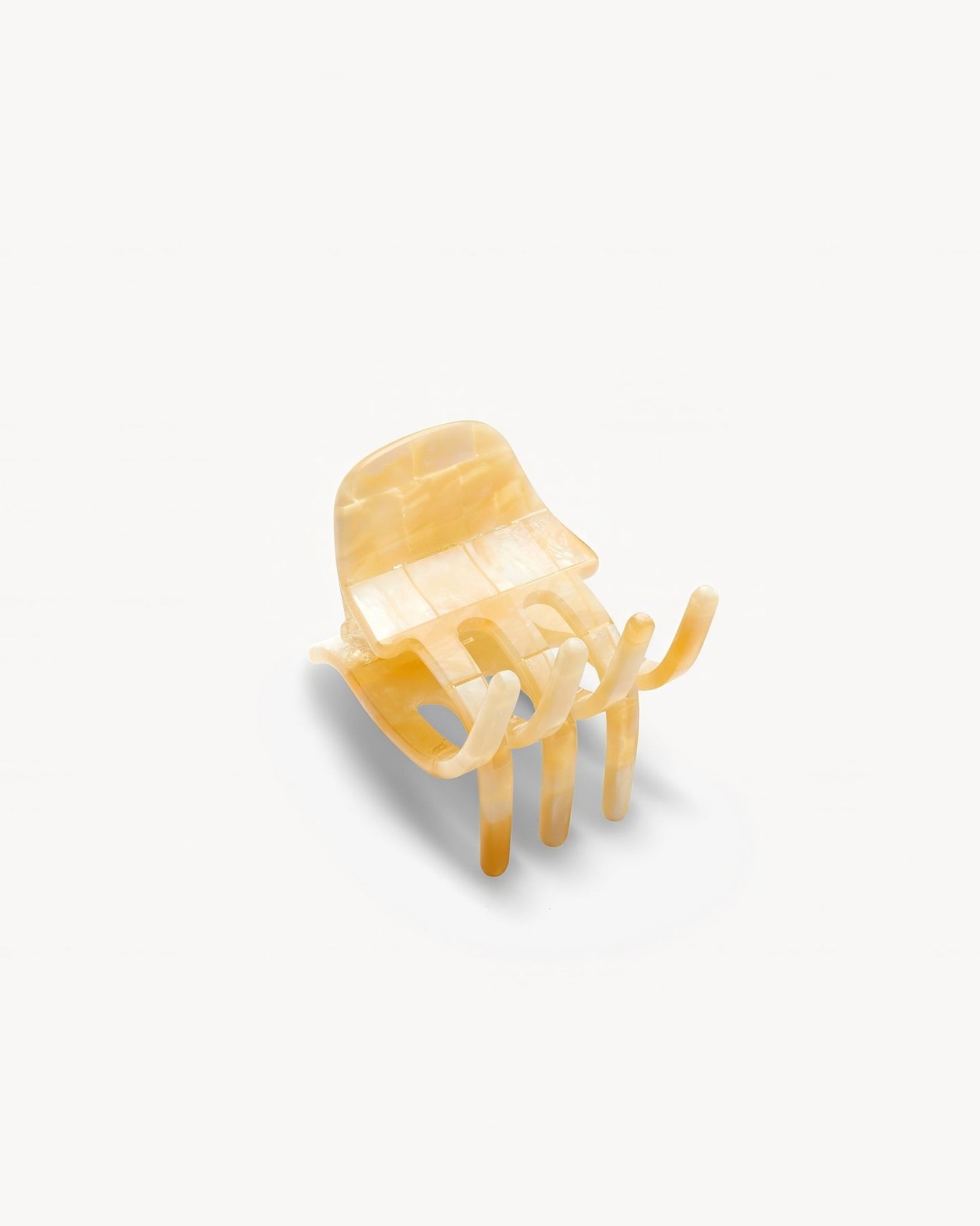 Mini Claw Clip in Sea Shell Checker