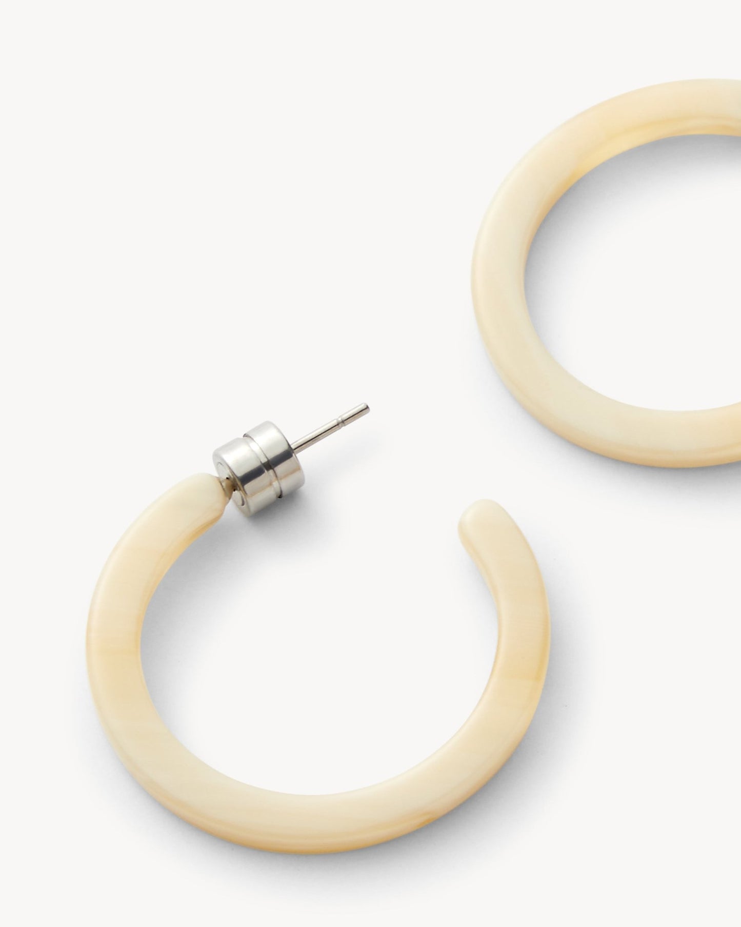 Mini Hoops in Alabaster - MACHETE
