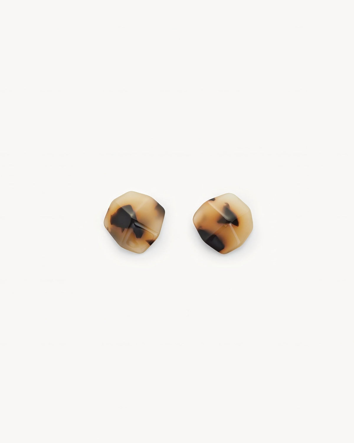 Mini Sculpture Stud Earrings in Blonde Tortoise