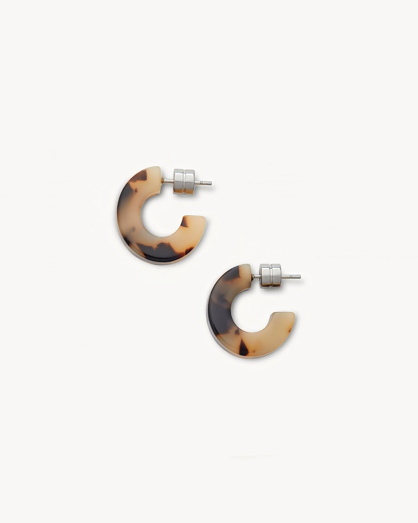 Muse Hoop Earrings in Blonde Tortoise