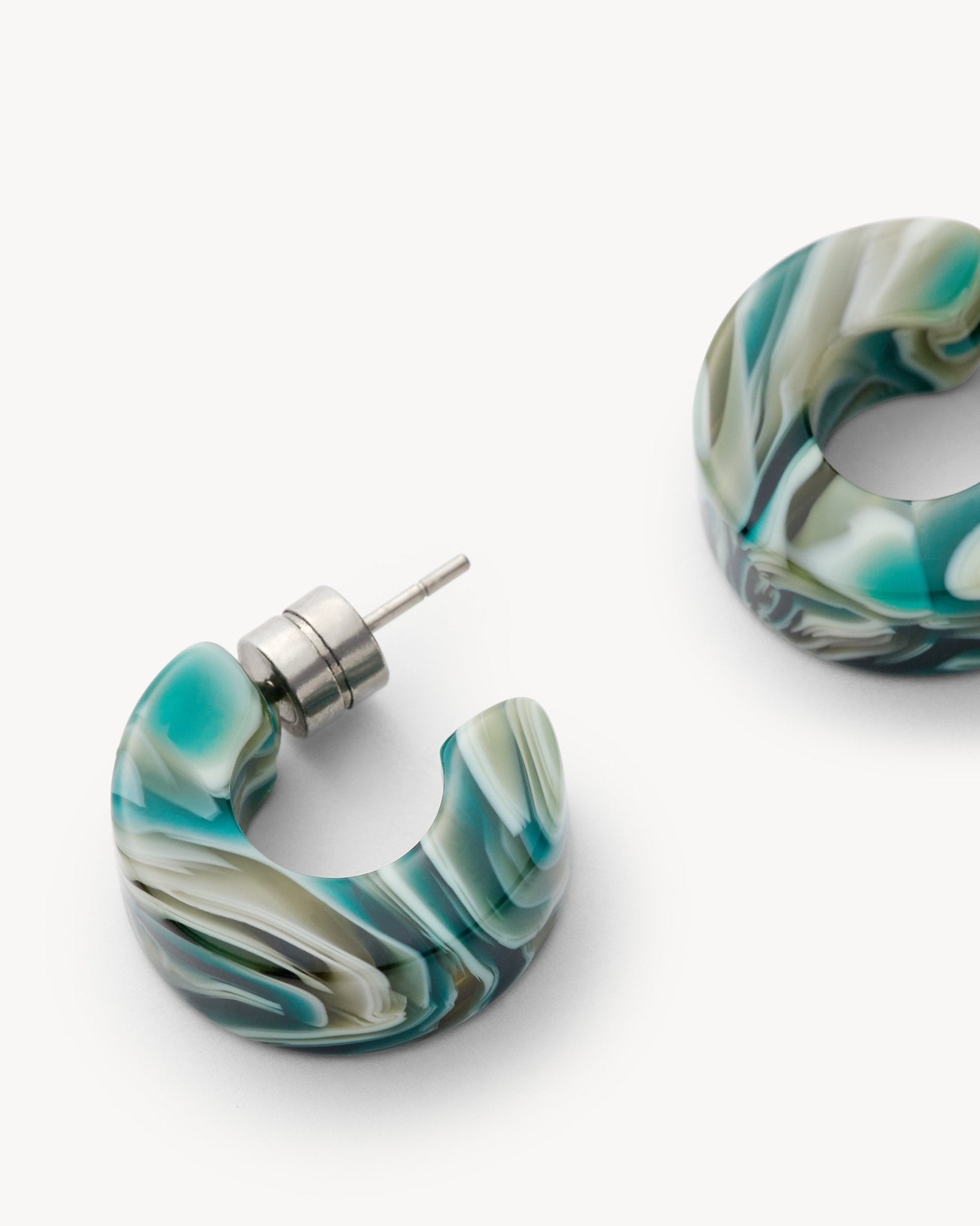 Muse Hoop Earrings in Stromanthe