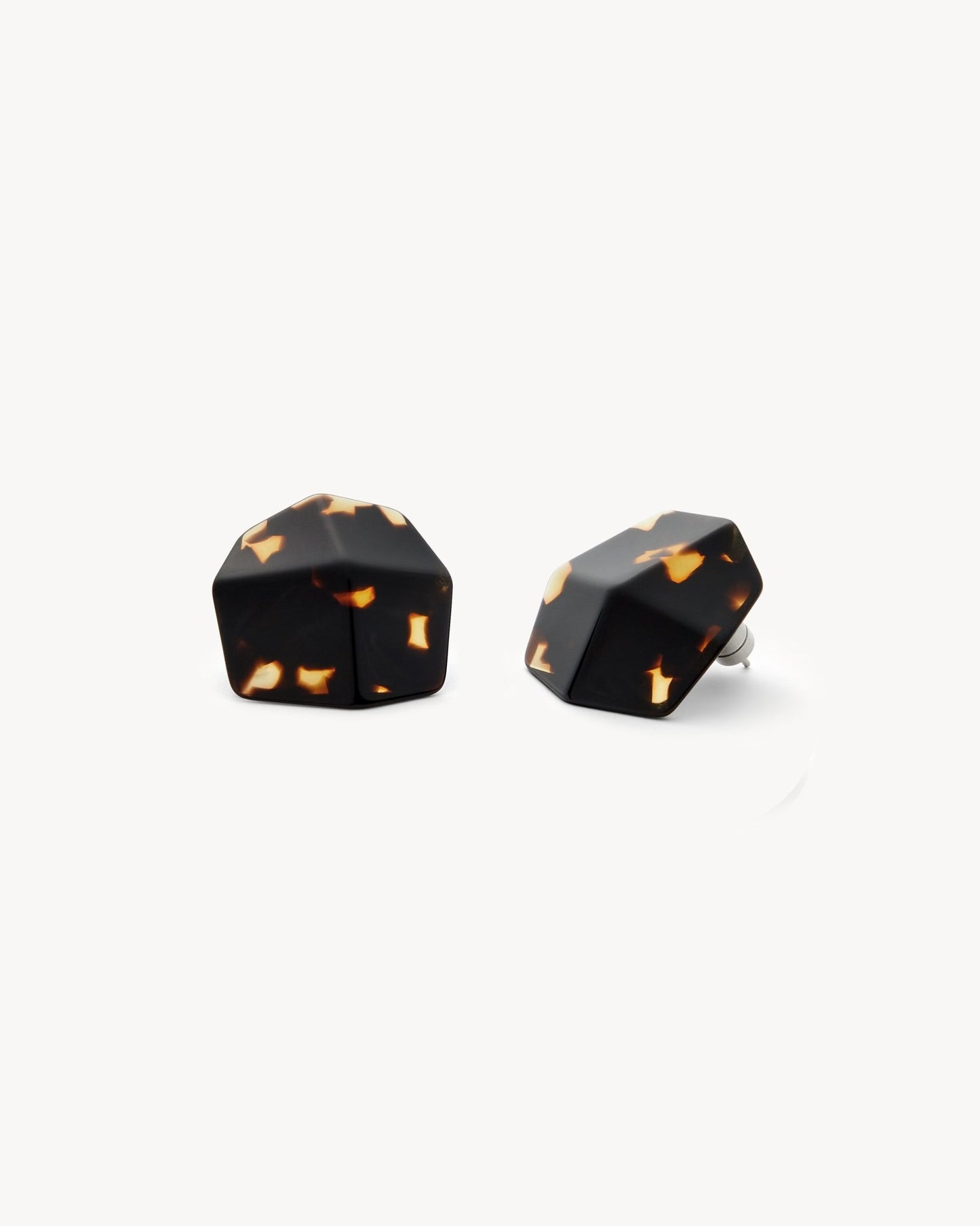 Sculpture Stud Earrings in Dark Tortoise