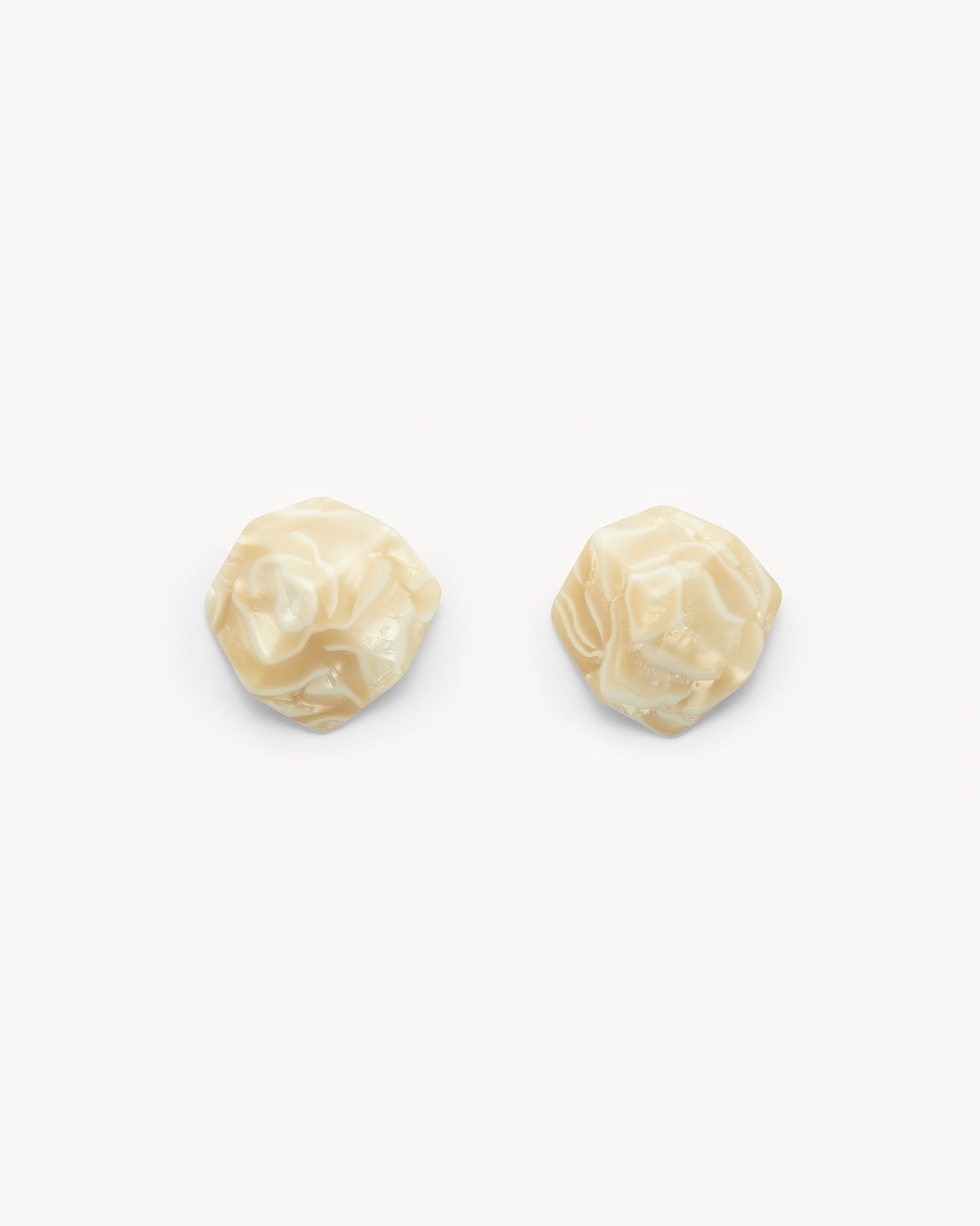 Sculpture Stud Earrings in Ivory