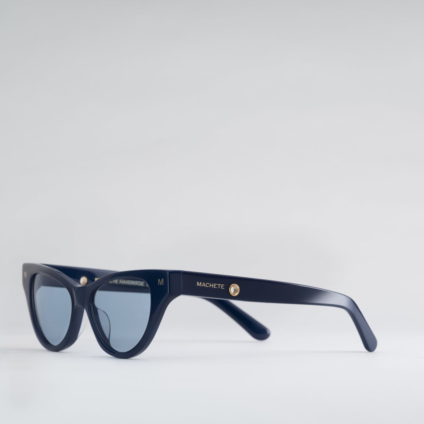 MACHETE Suzy Sunglasses in Parisian Blue