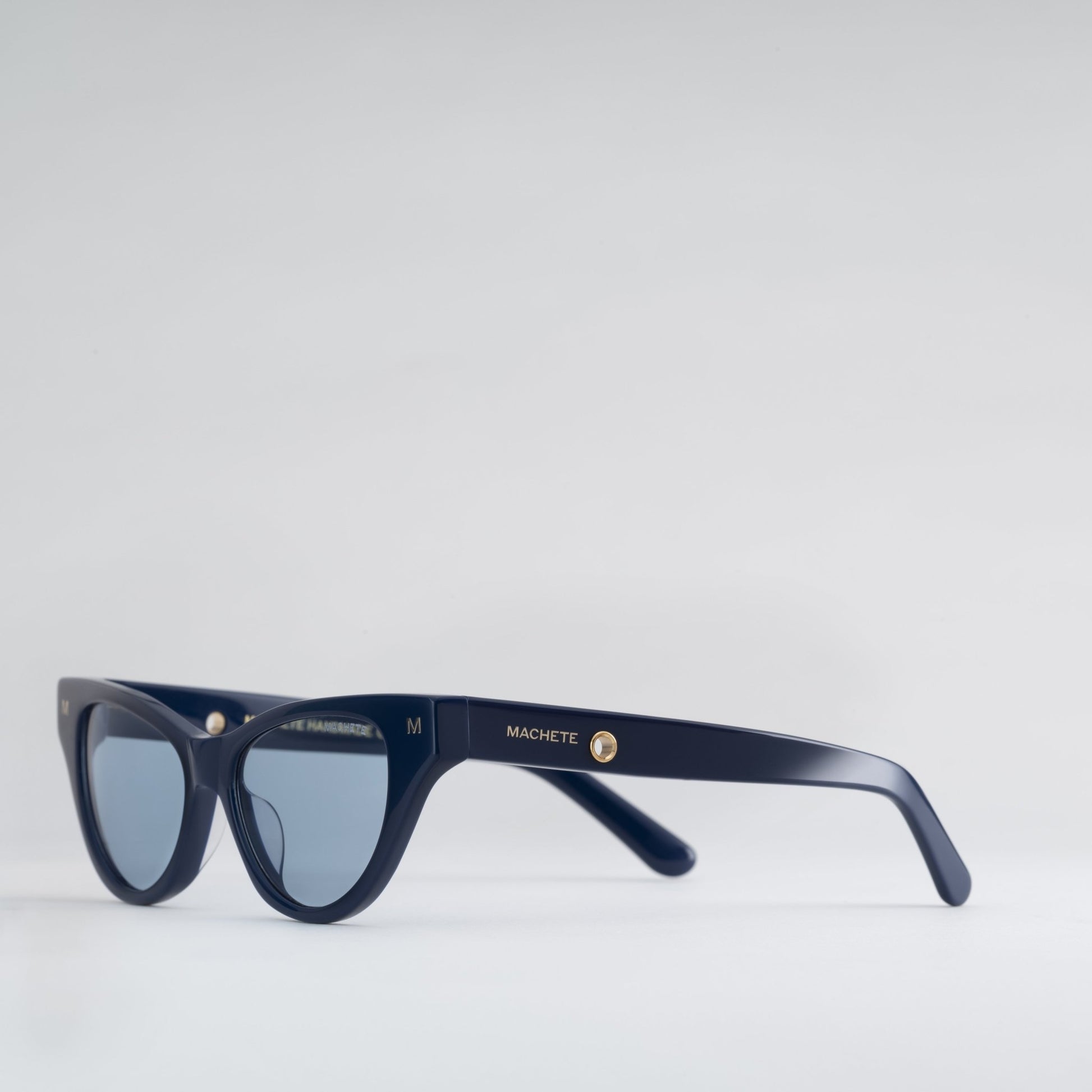 MACHETE Suzy Sunglasses in Parisian Blue