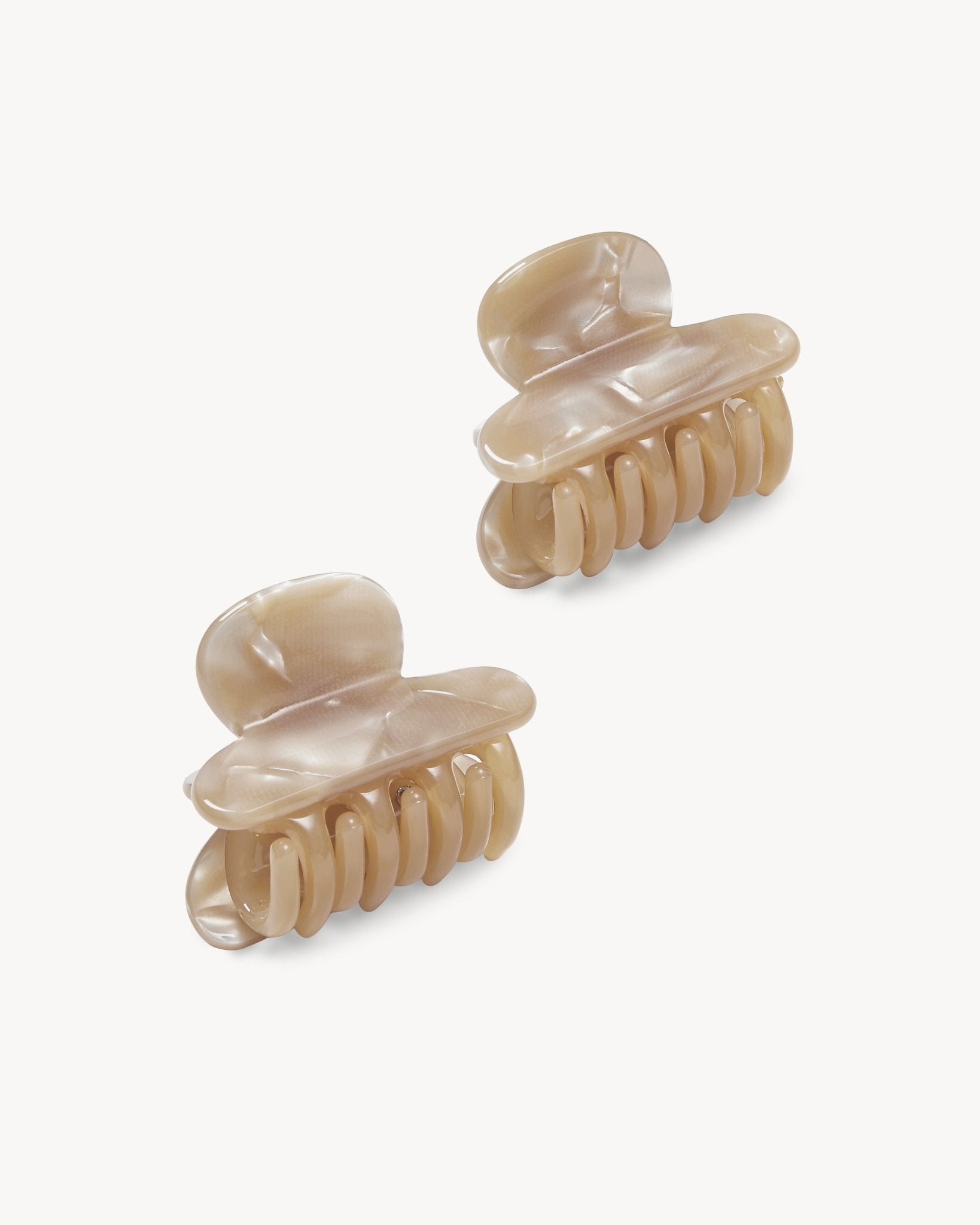 Twin Heirloom Claws in Sand Shell - MACHETE